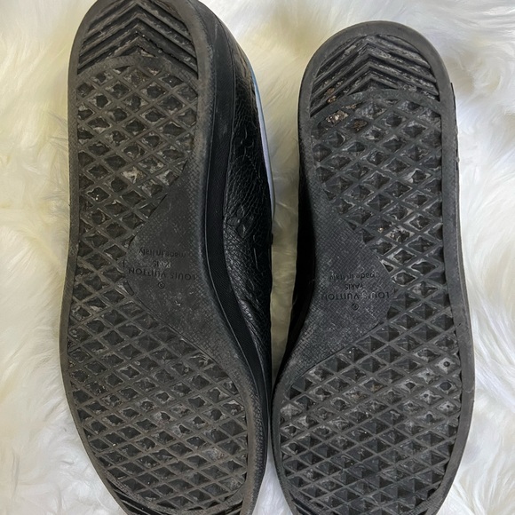 Selling a used LV LUXEMBOURG sneakers like New. - Picture 4 of 5